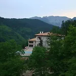 Ξενοδοχείο Styga Mountain 3*