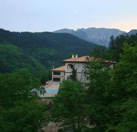 Ξενοδοχείο Styga Mountain 3*