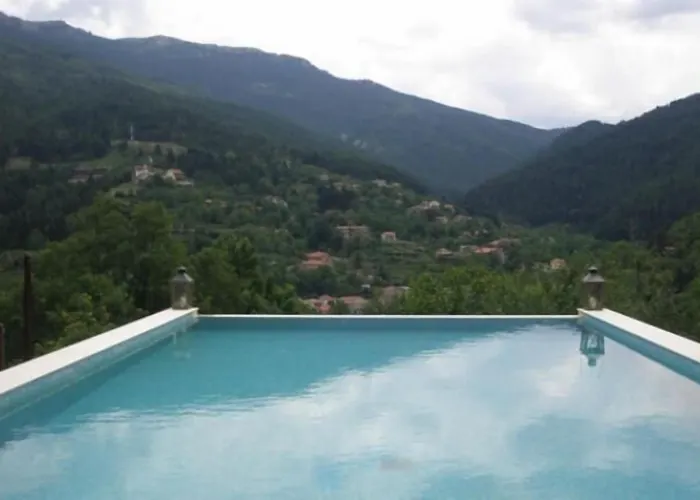 Styga Mountain Hotel Zarouchla